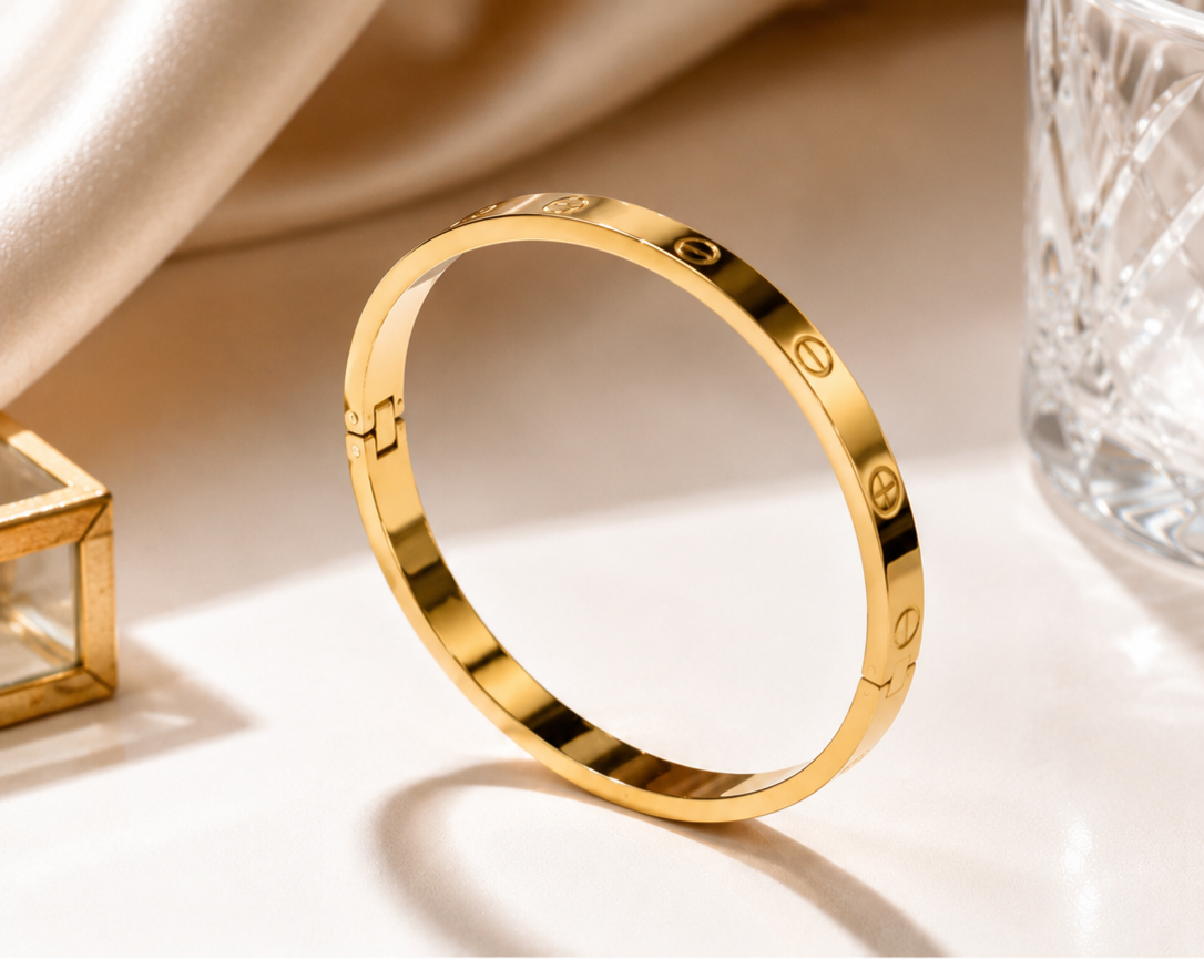 Classic Screw Motif Oval Bangle Bracelet